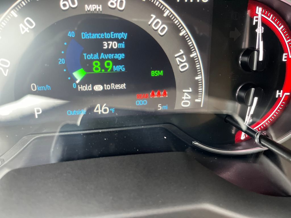 New 2025 Toyota RAV4 XLE image 17