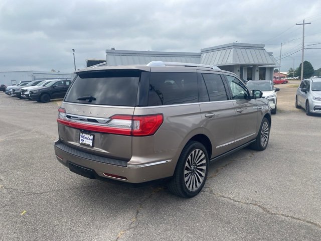 Used 2020 Lincoln Navigator Reserve w/ Luxury Package image 6