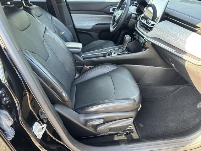 Certified 2023 Jeep Compass Latitude w/ Sun and Sound Group AWD/4WD image 15