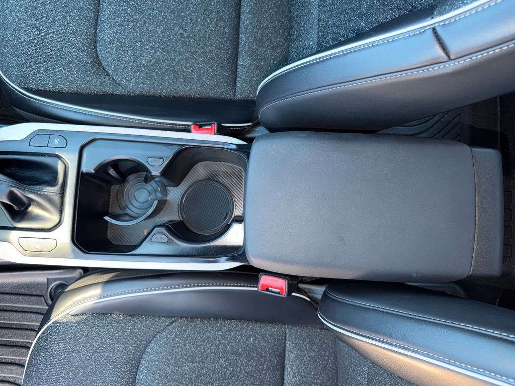 Used 2025 Kia K4 GT-Line image 28