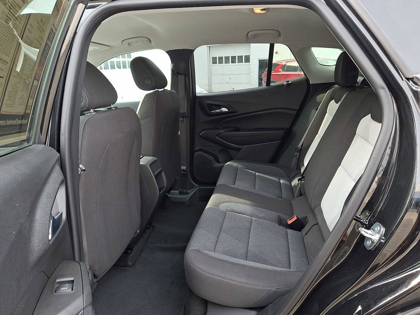 Used 2024 Chevrolet Trax LS image 10