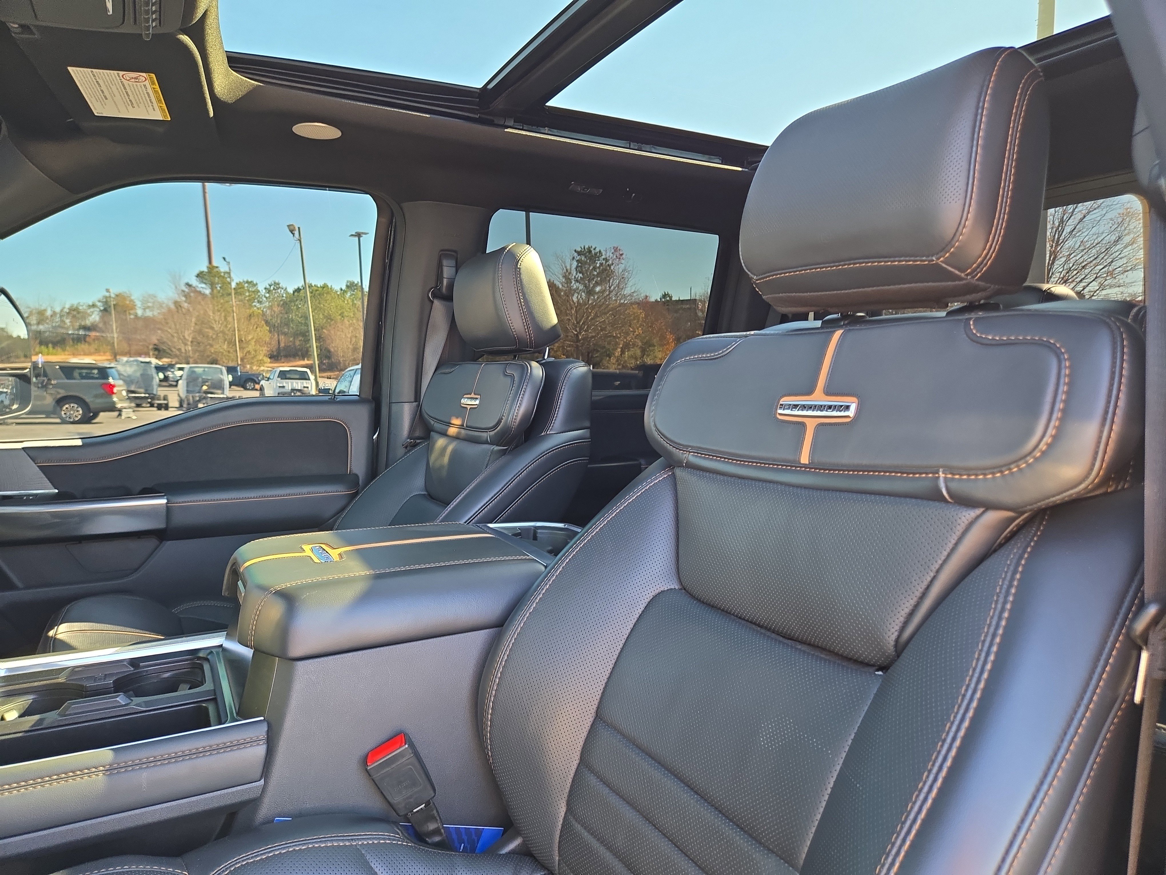 Used 2023 Ford F450 Platinum w/ FX4 Off-Road Package image 26