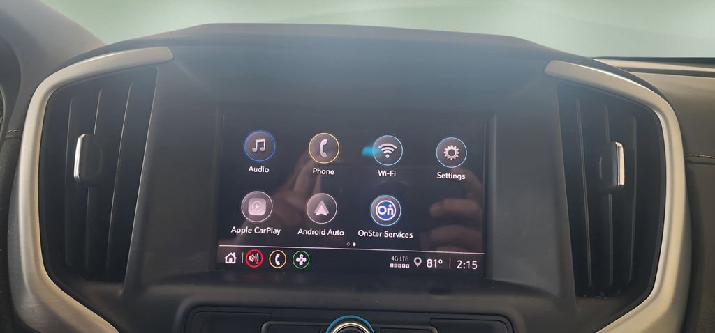 Used 2024 GMC Terrain SLE image 29