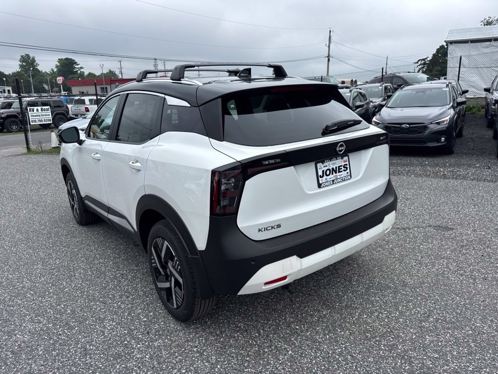 New 2026 Nissan Kicks SV w/ Cold Weather Package FWD image 7