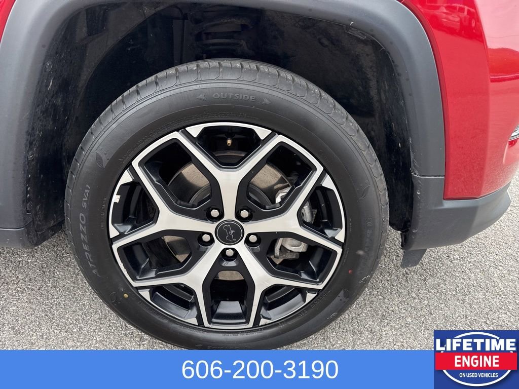 Used 2025 Jeep Compass Limited AWD/4WD image 6