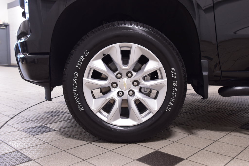 Used 2022 Chevrolet Silverado 1500 Custom AWD/4WD image 27