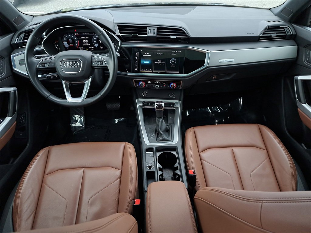 Certified 2024 Audi Q3 2.0T Premium Plus w/ Premium Plus Package image 24