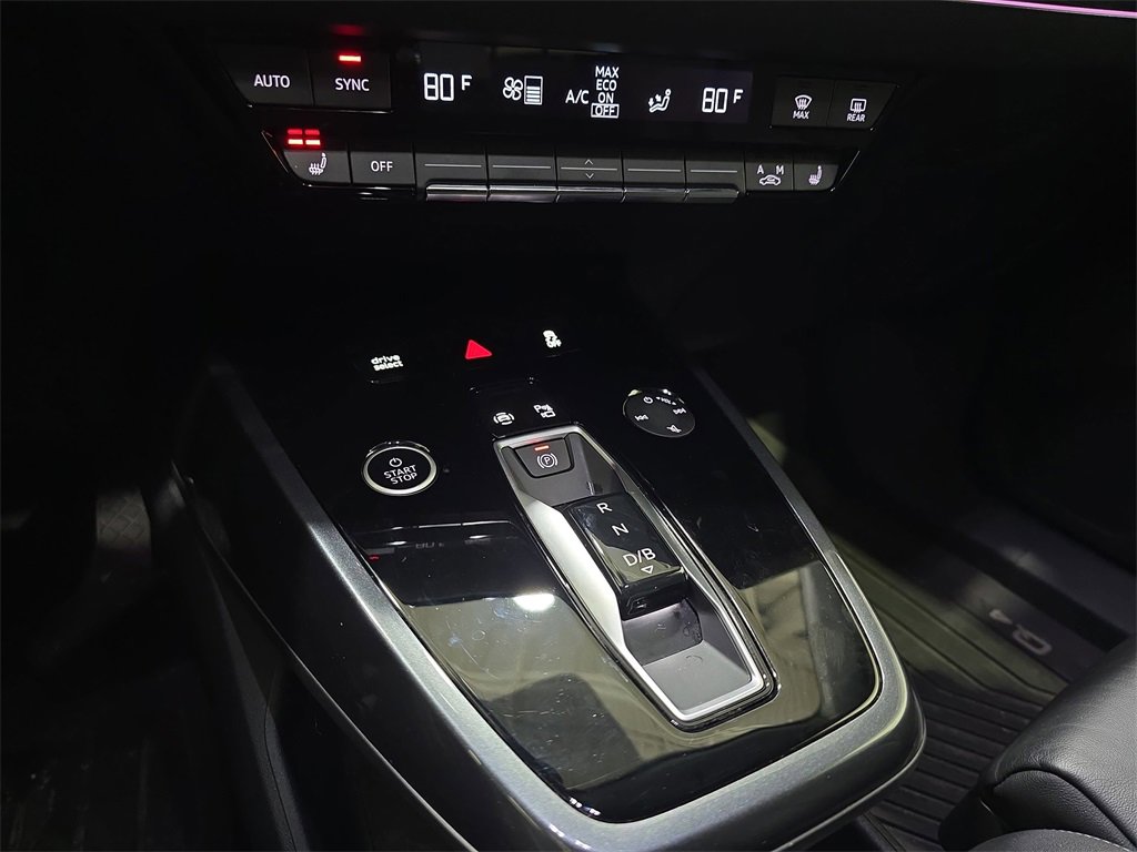 Used 2024 Audi Q4 e-tron Premium Plus image 25