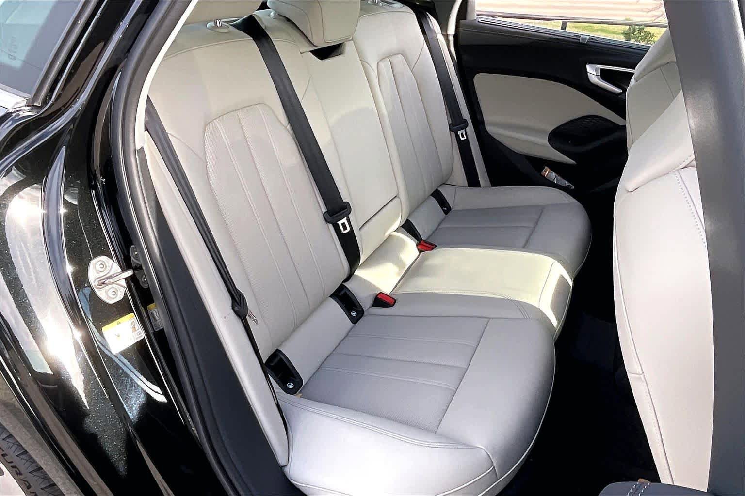 Certified 2025 Audi A5 2.0T Premium Plus w/ Premium Plus image 17