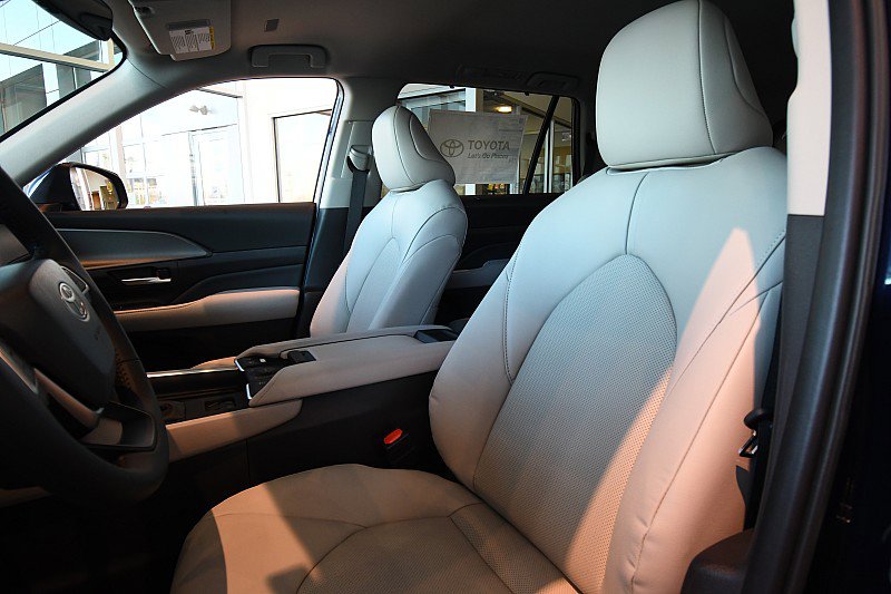 New 2026 Toyota Grand Highlander AWD Hybrid image 6