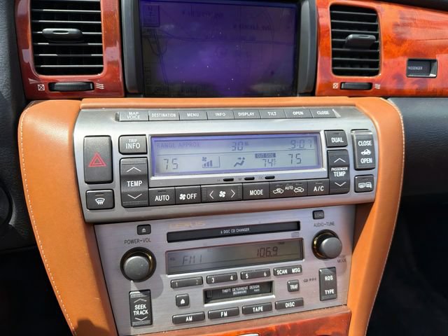 Used 2004 Lexus SC 430 Convertible RWD image 14