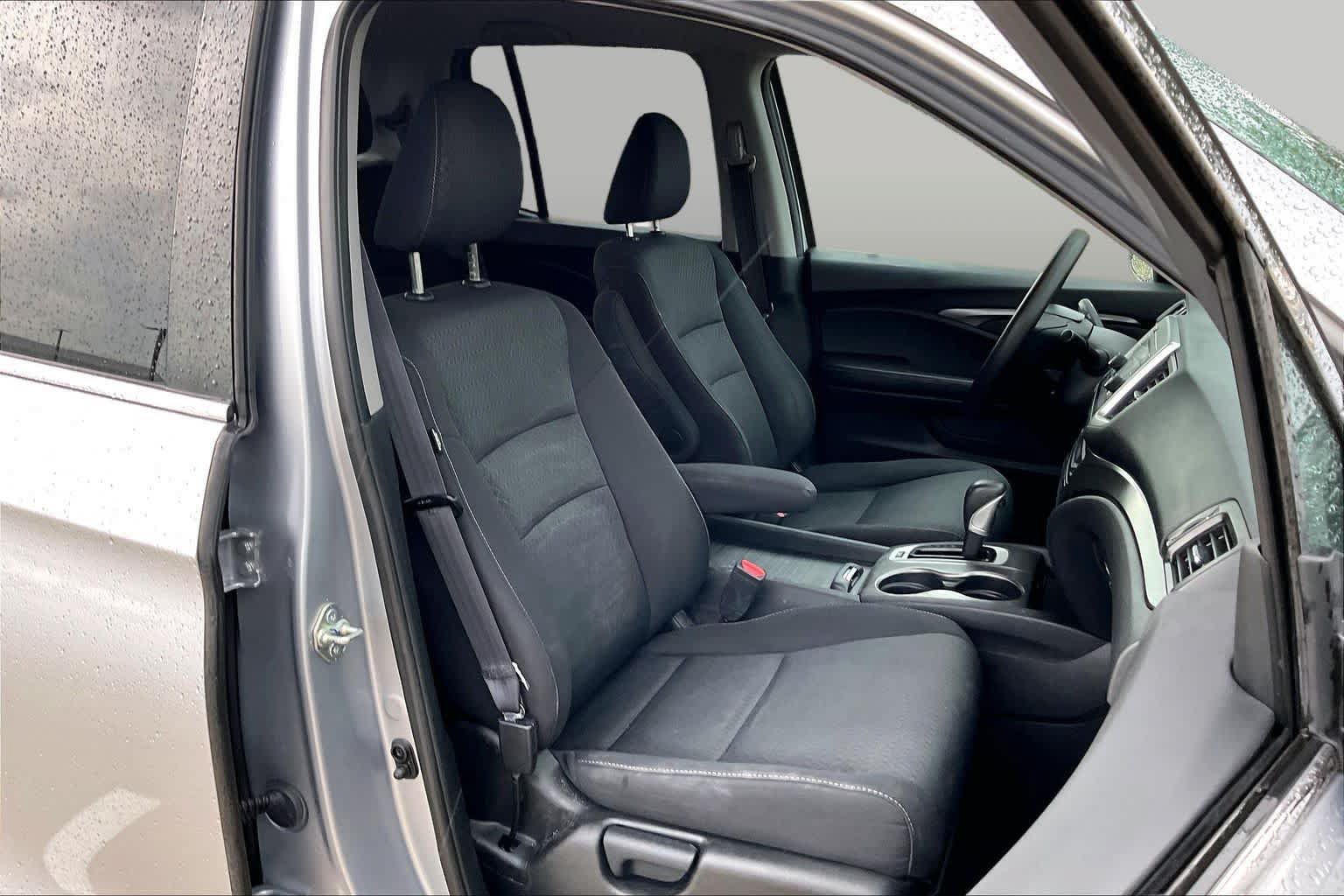 Used 2017 Honda Ridgeline RT image 8