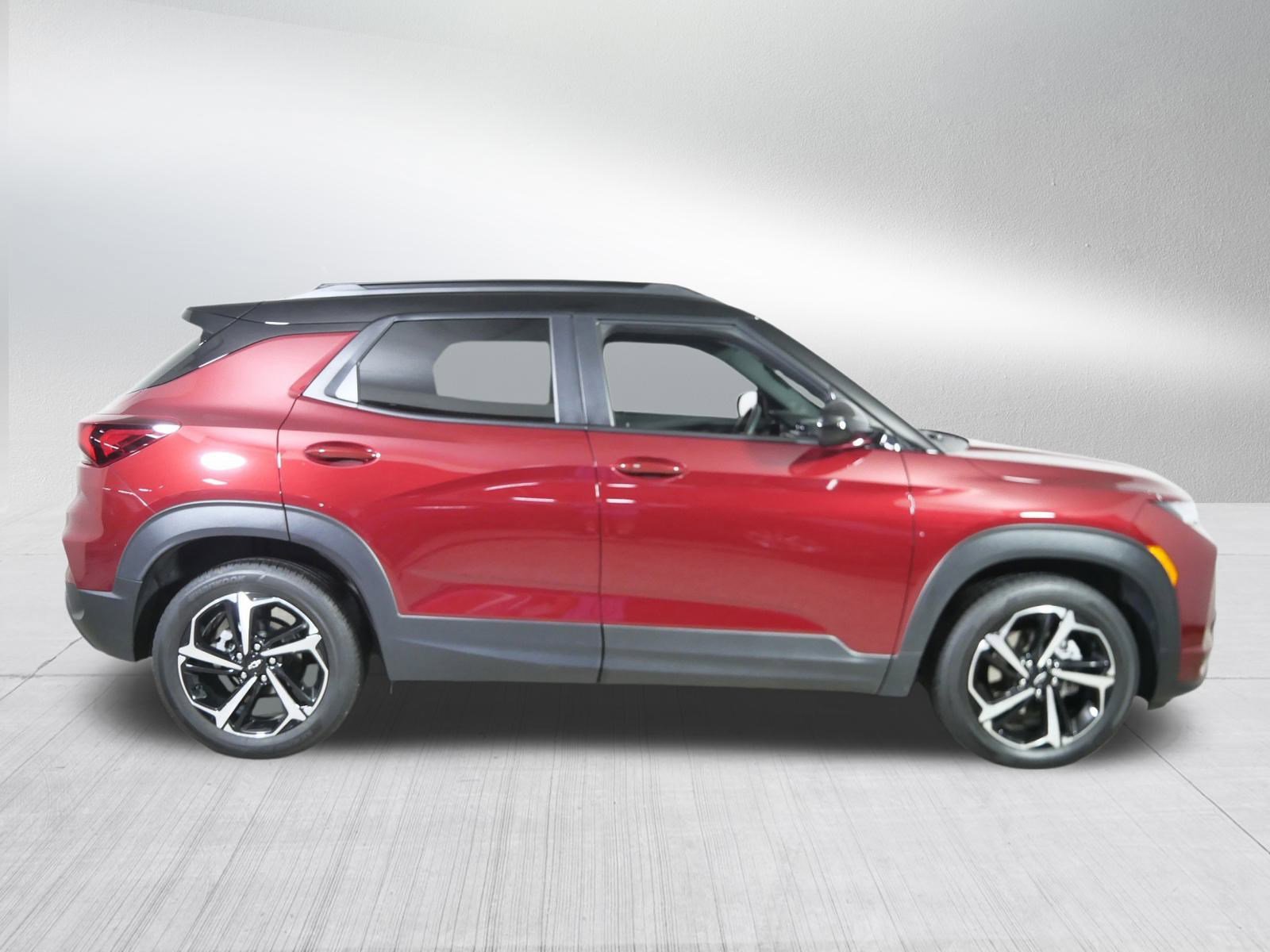 Certified 2023 Chevrolet TrailBlazer RS w/ Sun and Liftgate Package image 8