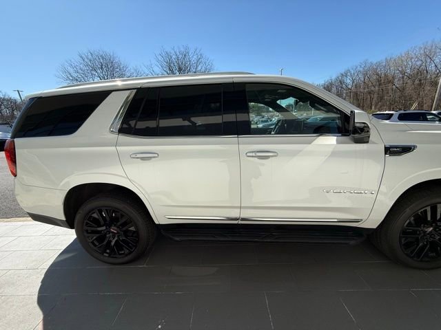 Used 2021 GMC Yukon SLT w/ SLT Premium Package image 5