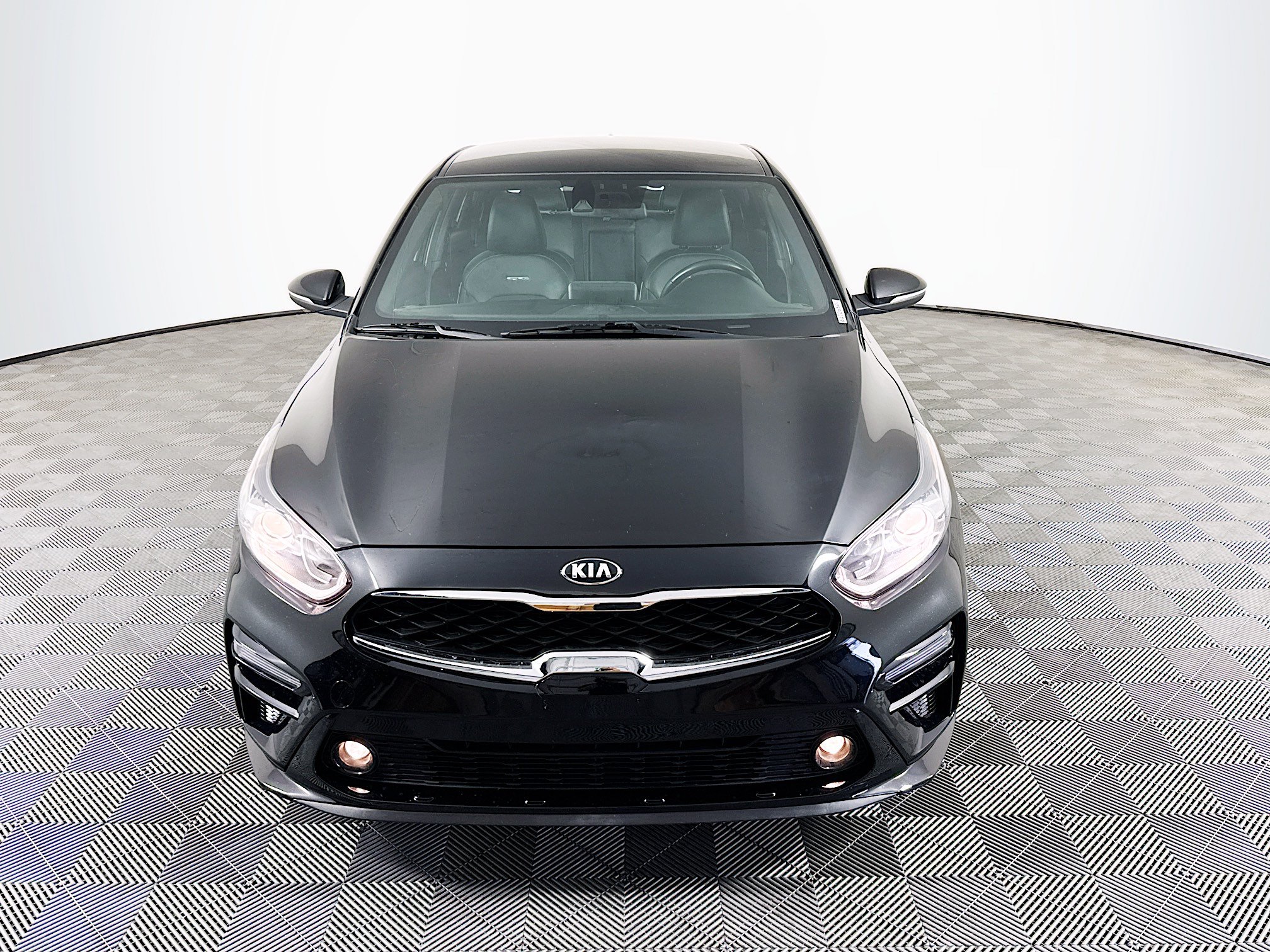 Used 2020 Kia Forte GT-Line FWD image 2