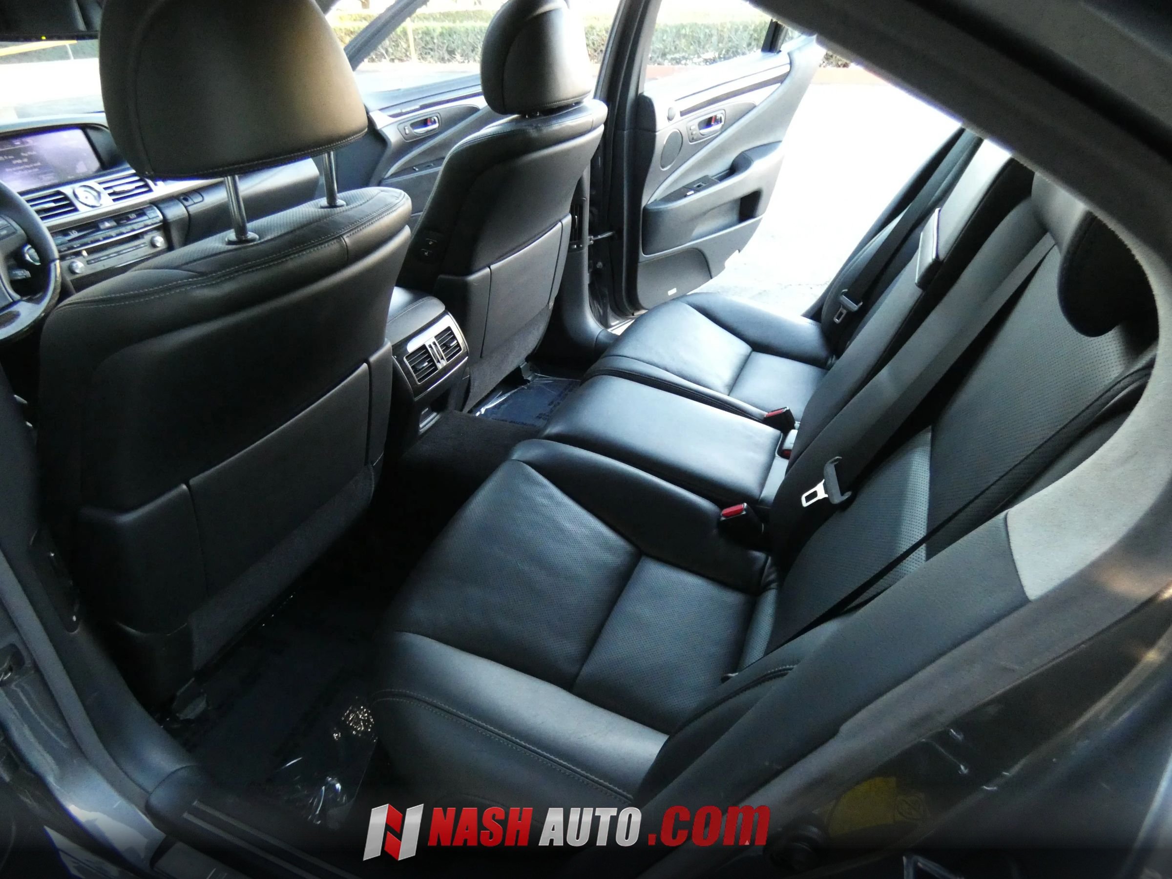 Used 2013 Lexus LS 460 w/ Ultra Luxury Pkg RWD image 45