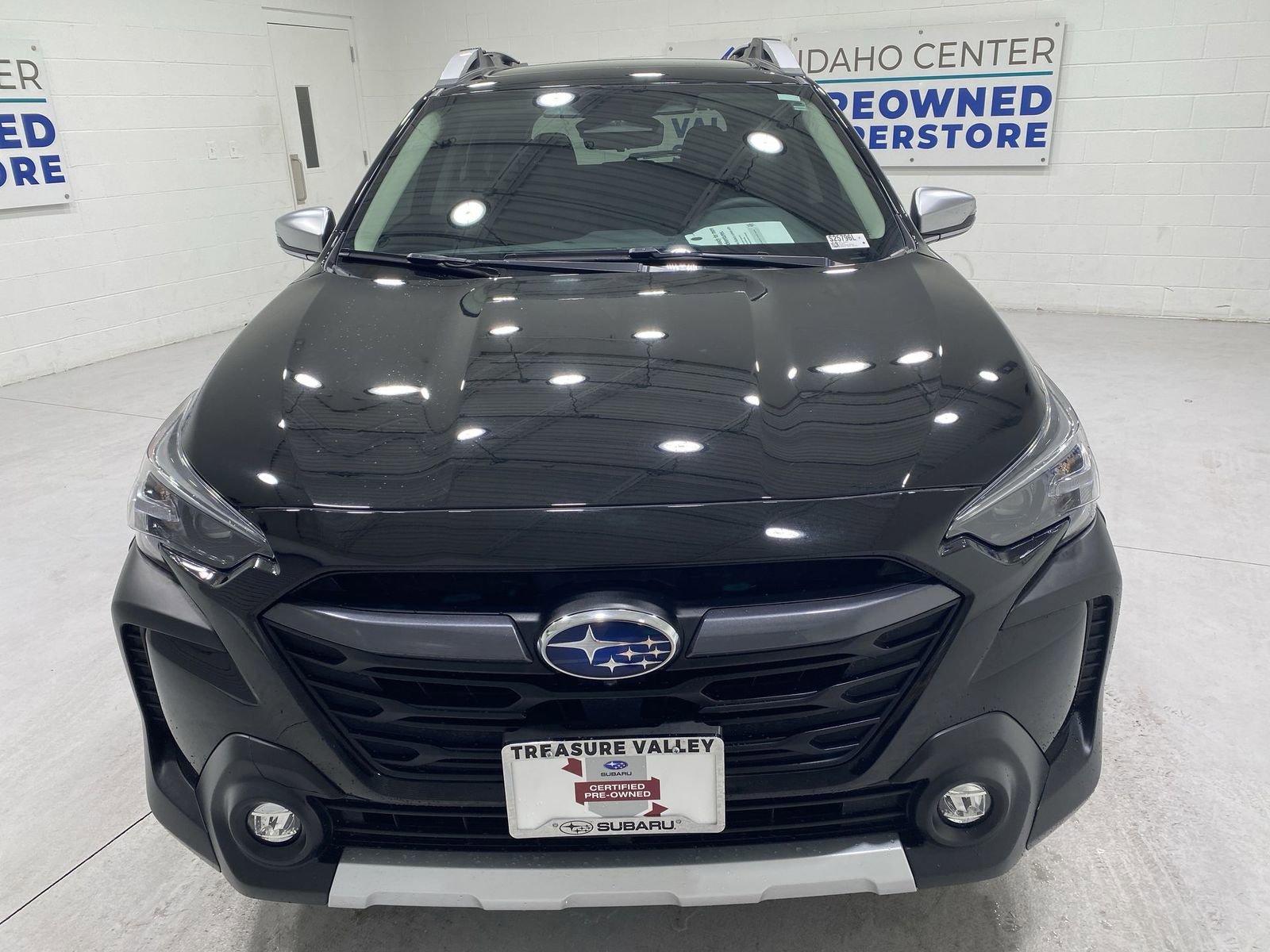 Certified 2025 Subaru Outback Touring XT w/ Tech Package 2 AWD/4WD image 3