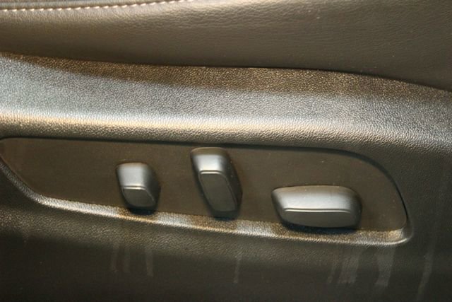 Used 2023 Cadillac XT4 Premium Luxury w/ Cold Weather Package image 11