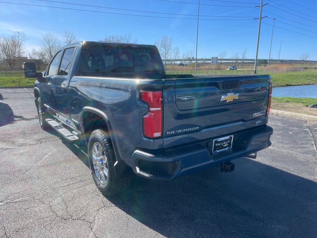 New 2026 Chevrolet Silverado 3500 High Country w/ High Country Premium Package AWD/4WD image 5