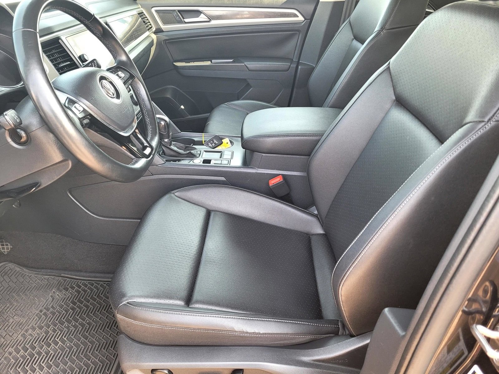 Used 2019 Volkswagen Atlas SE FWD image 22
