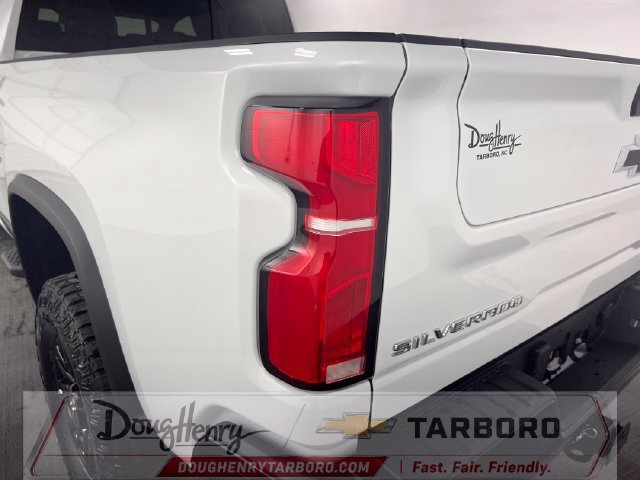 New 2026 Chevrolet Silverado 2500 ZR2 AWD/4WD image 14
