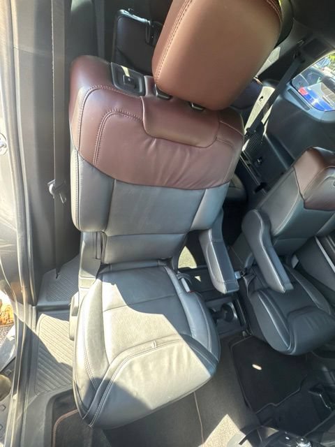 Used 2021 Ford Explorer Platinum w/ Equipment Group 601A AWD/4WD image 50
