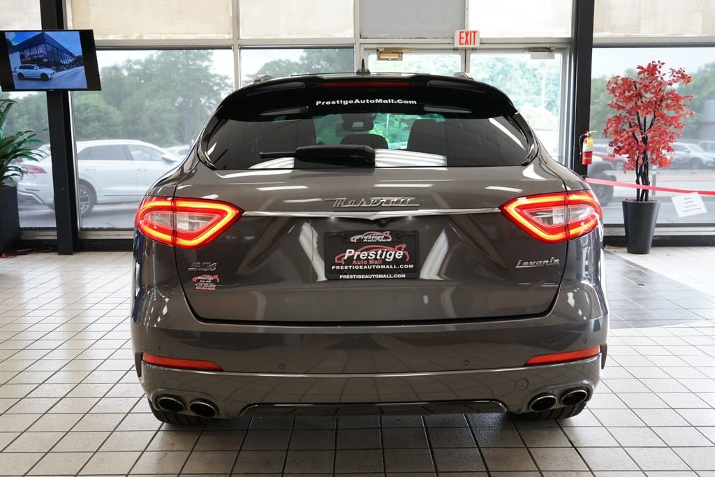 Used 2018 Maserati Levante S GranSport AWD/4WD image 16