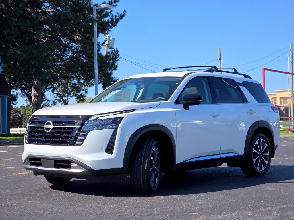 New 2026 Nissan Pathfinder Platinum w/ Accent Package AWD/4WD image 23
