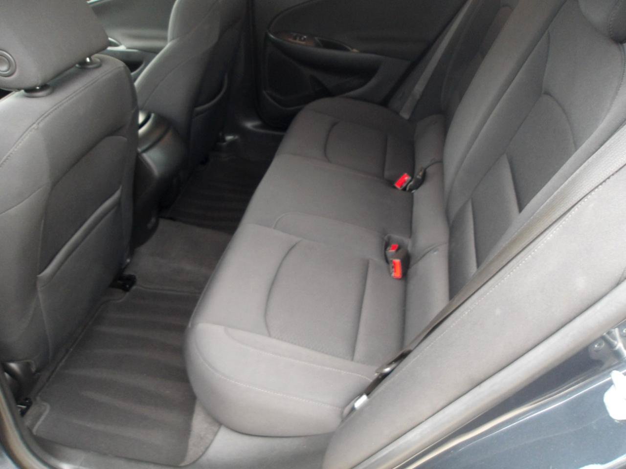 Used 2020 Chevrolet Malibu LS w/ LPO, Convenience Package 2 FWD image 17