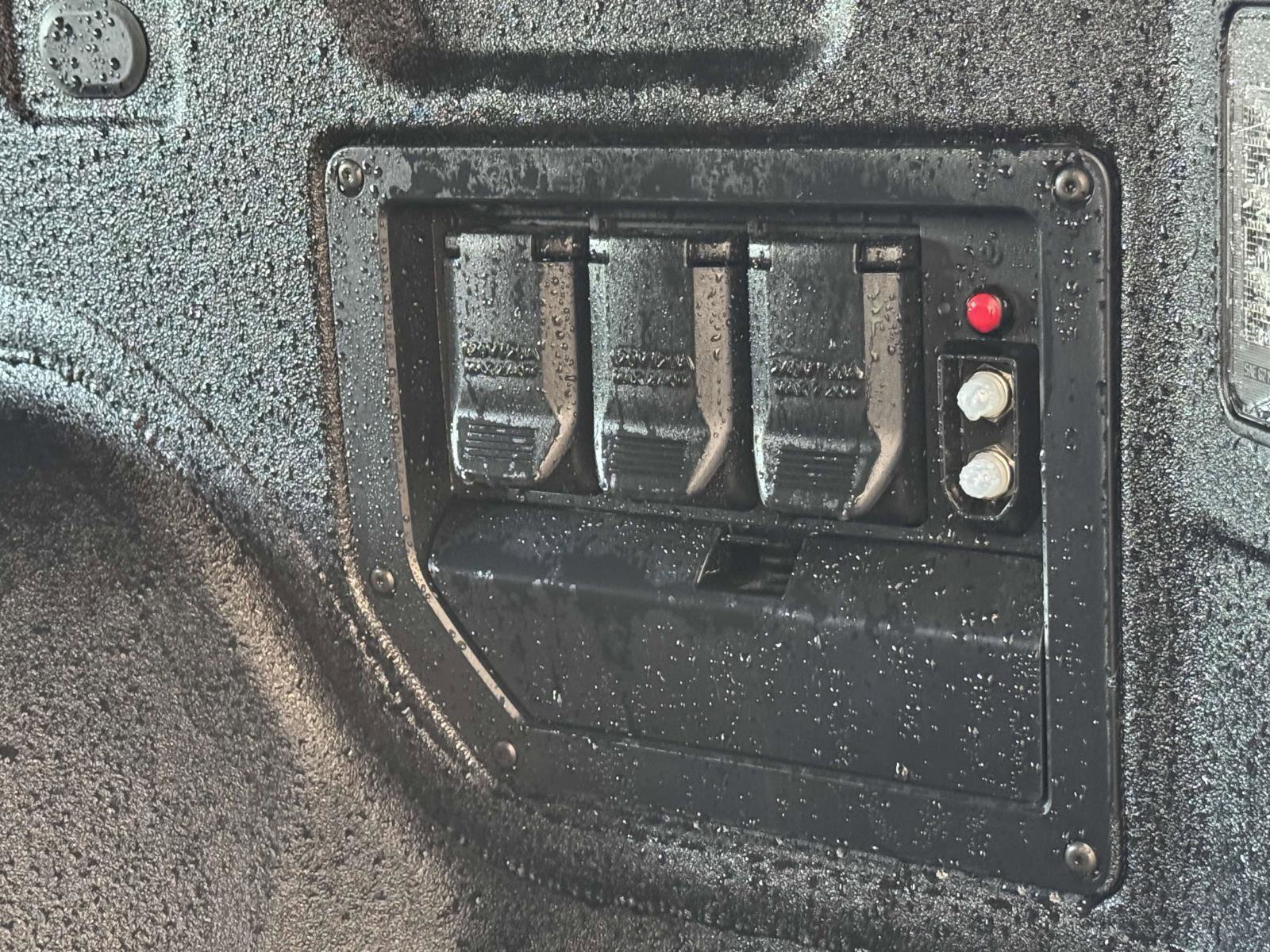 New 2025 Chevrolet Silverado EV RST image 18