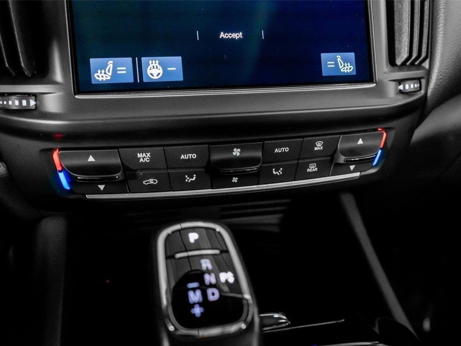 Used 2022 Maserati Levante GT AWD/4WD image 37