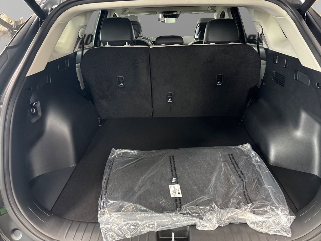 New 2026 Kia Sportage EX FWD image 11