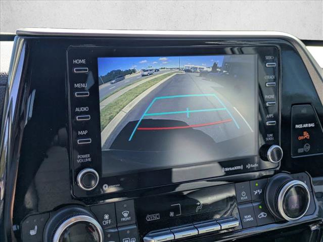 Used 2022 Toyota Highlander XLE image 15