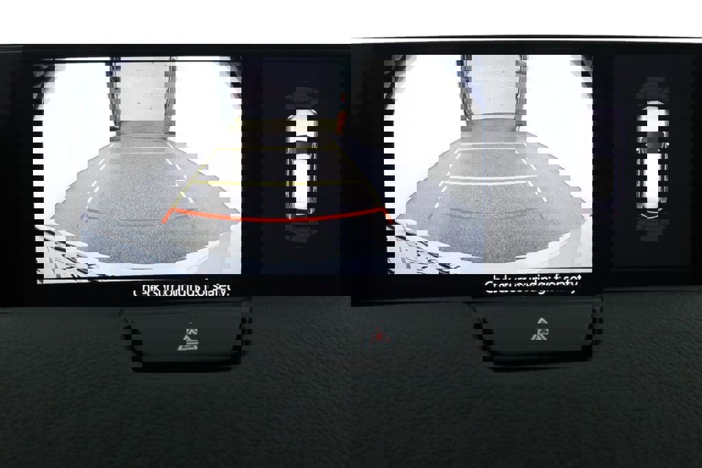 Used 2025 MAZDA CX-90 Plug-In Hybrid w/ Preferred image 17