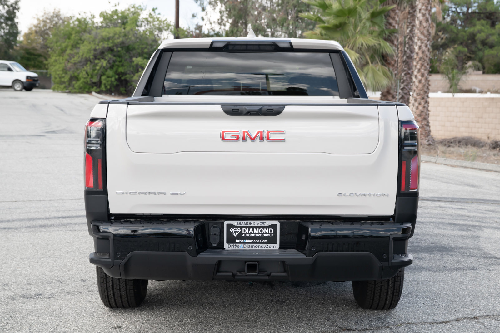 New 2026 GMC Sierra EV Elevation image 5