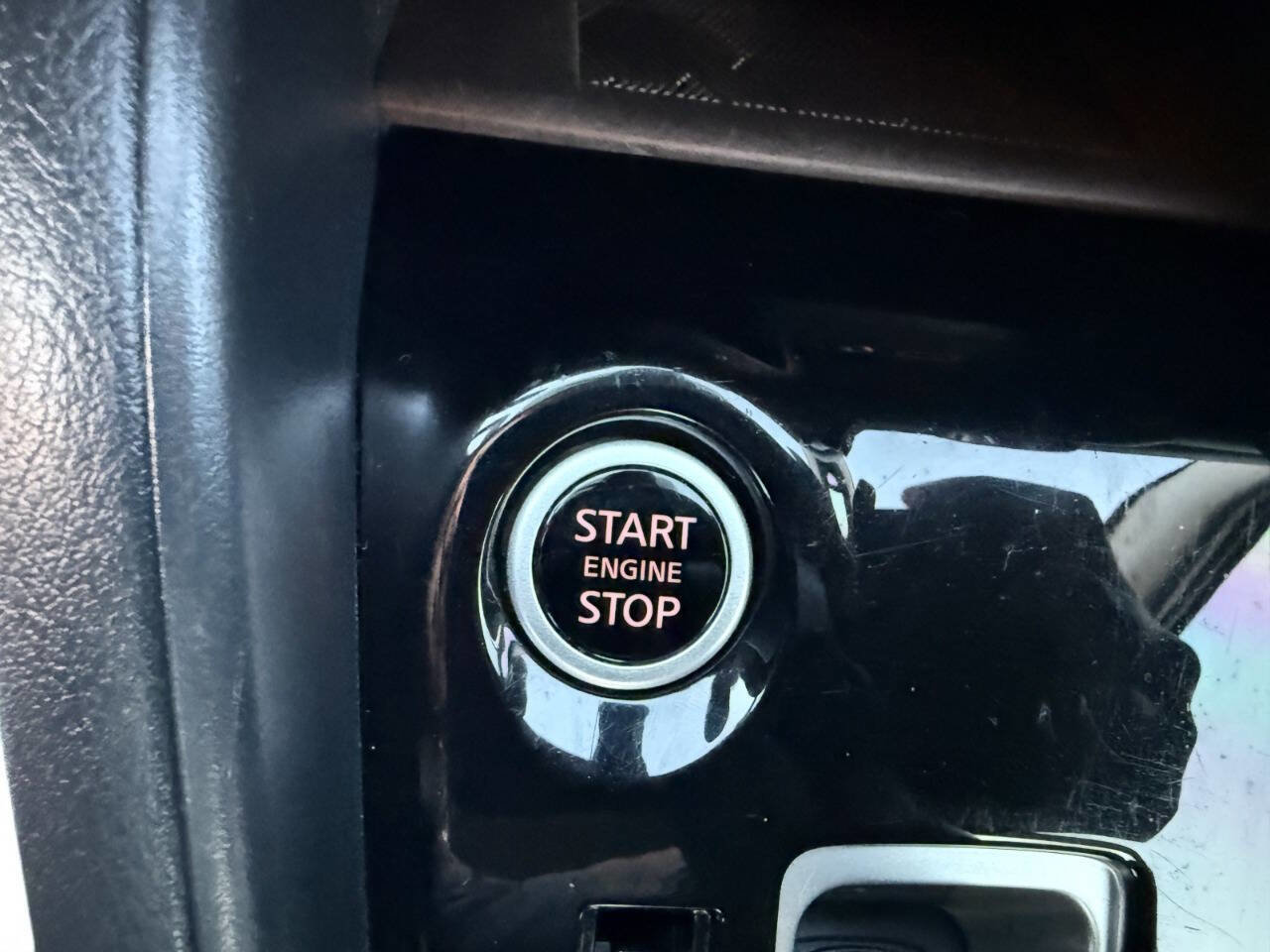 Used 2023 Nissan Versa SV w/ Trunk Package image 21