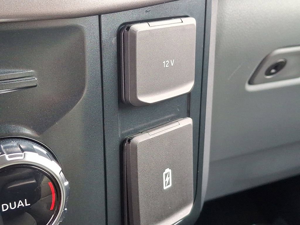 Certified 2025 Ford F150 XLT w/ Equipment Group 301A Standard image 25