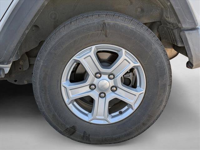 Used 2018 Jeep Wrangler Unlimited Sport S AWD/4WD image 16