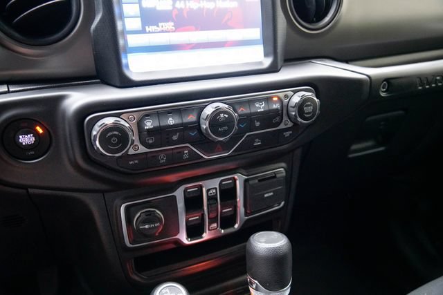 Used 2022 Jeep Wrangler Unlimited Sport AWD/4WD image 18