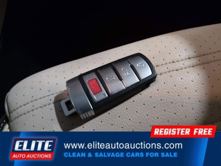 Used 2012 Volkswagen CC Sport image 20