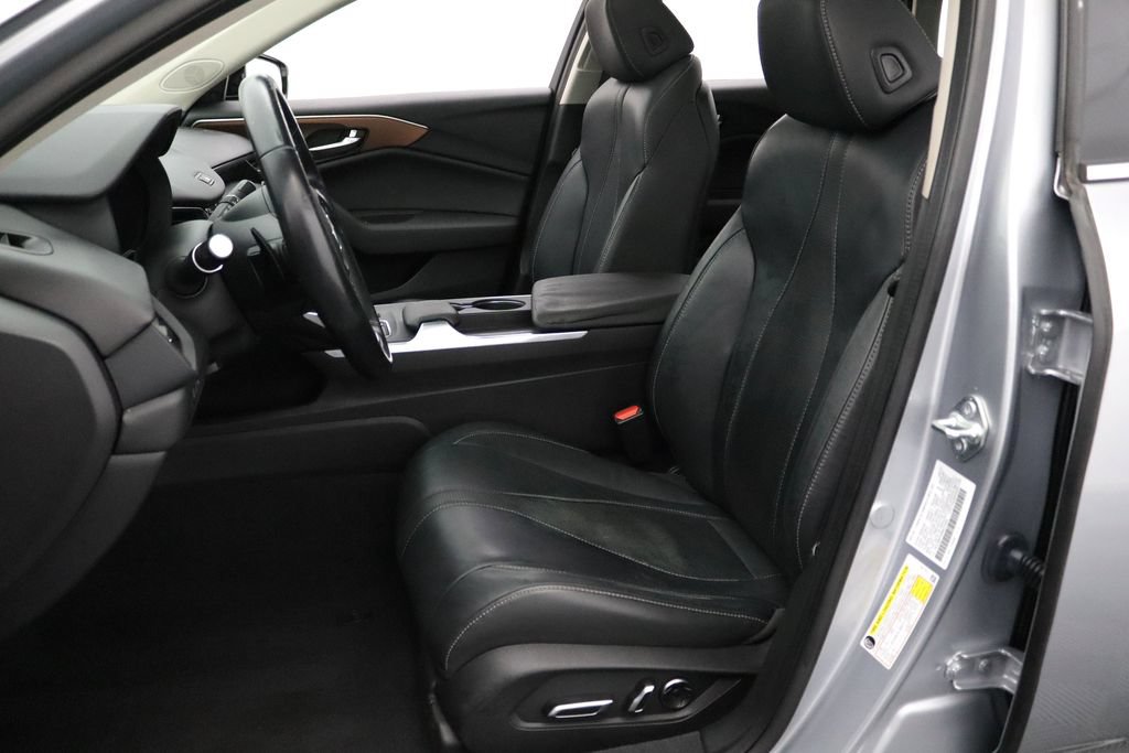 Certified 2021 Acura TLX w/ Technology Package AWD/4WD image 2