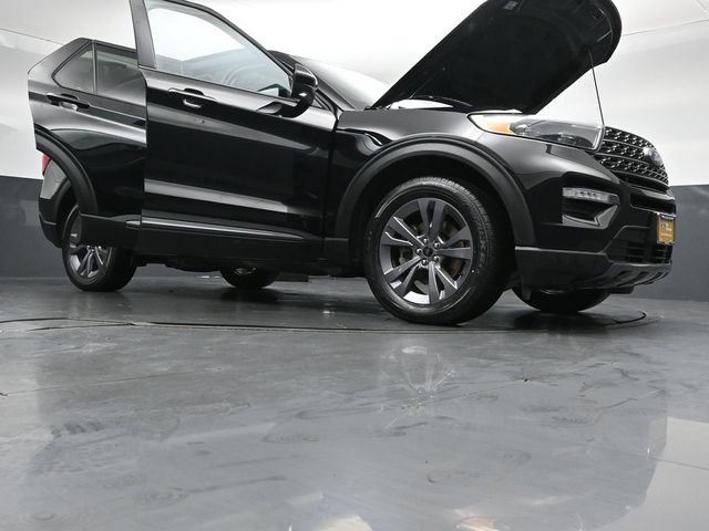 Certified 2024 Ford Explorer XLT w/ Equipment Group 202A AWD/4WD image 55