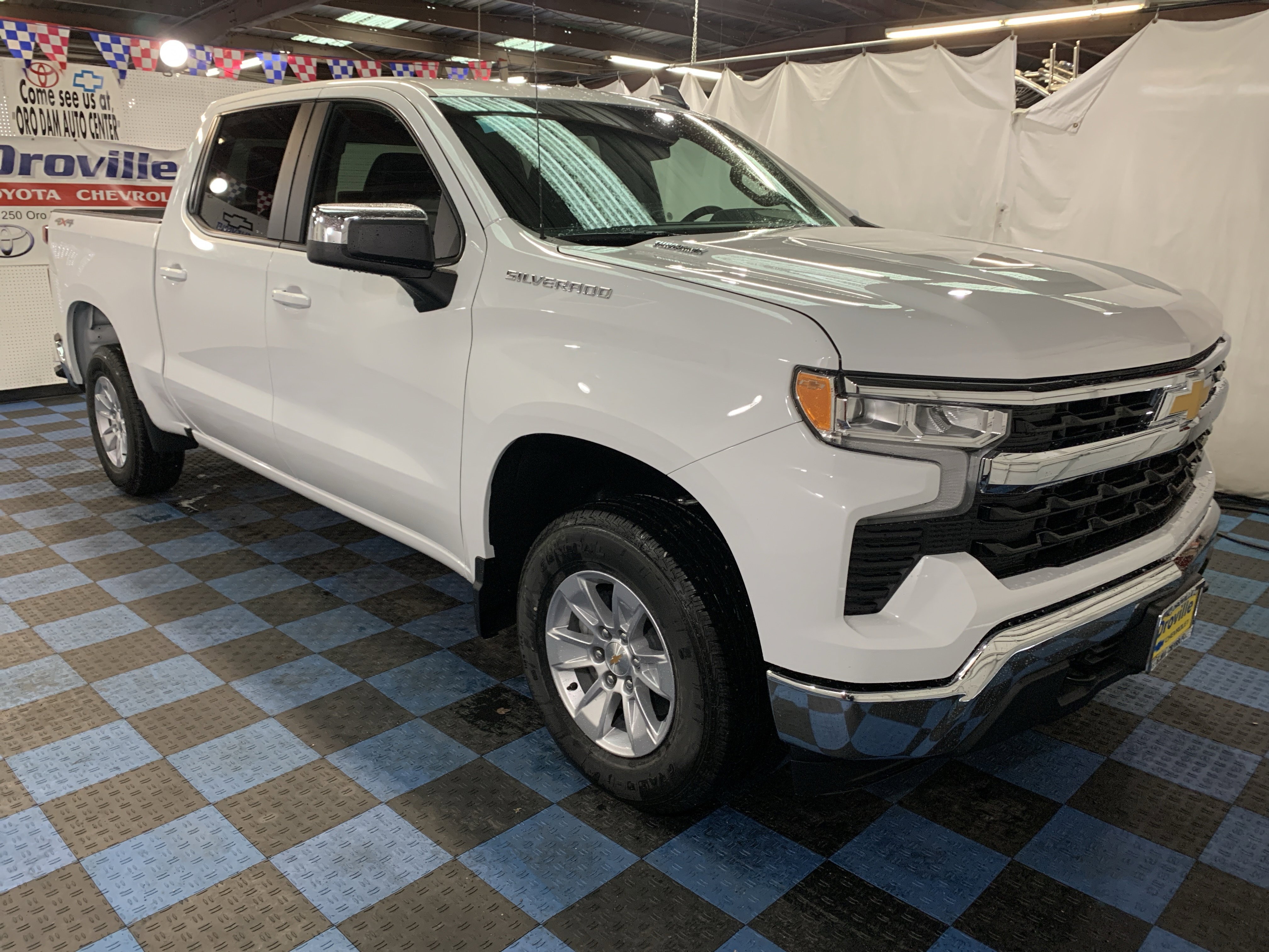 New 2026 Chevrolet Silverado 1500 LT image 6