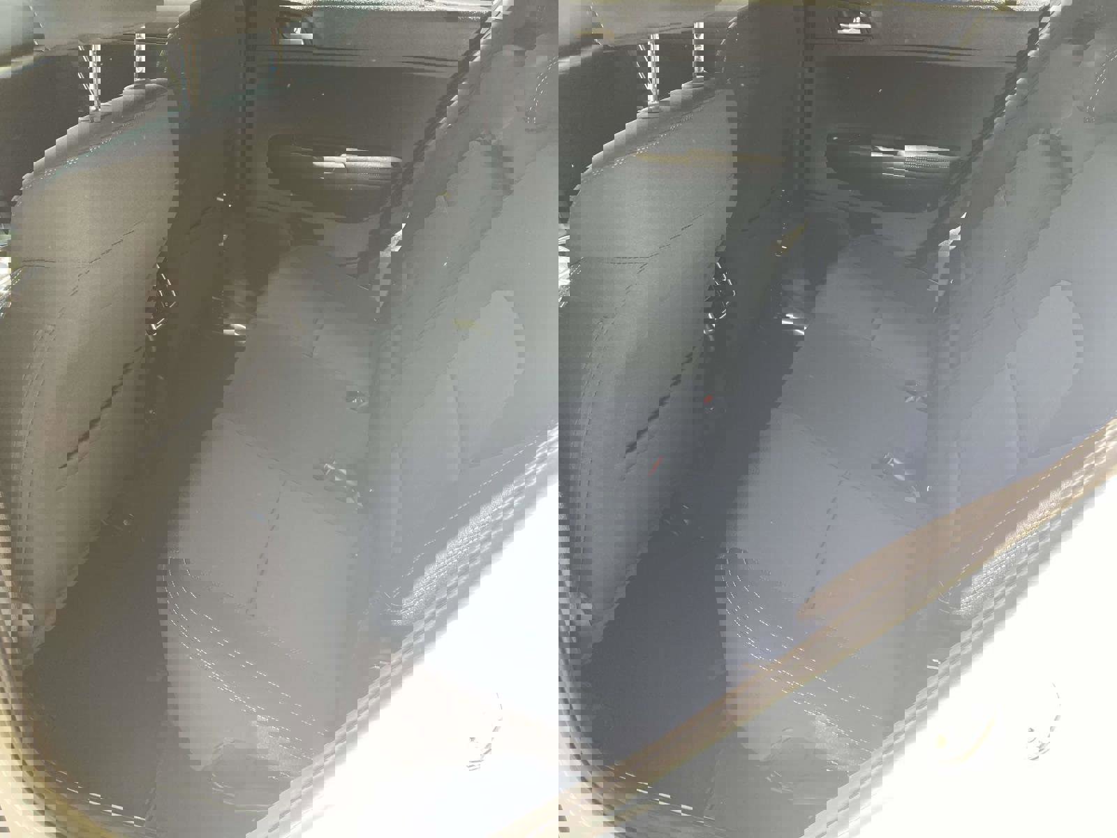 Used 2022 Kia Sportage LX image 15