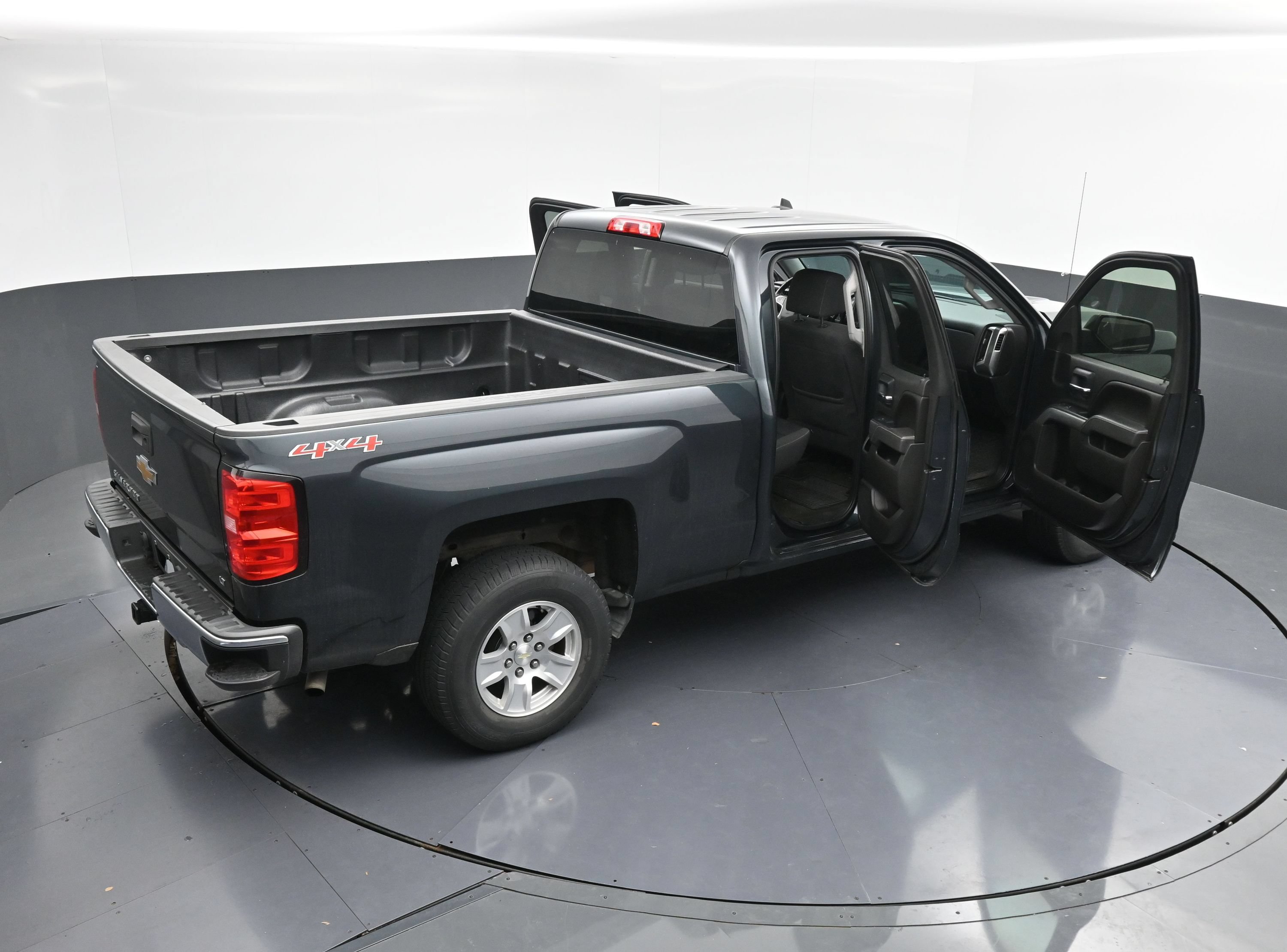 Used 2017 Chevrolet Silverado 1500 LT w/ All Star Edition AWD/4WD image 45
