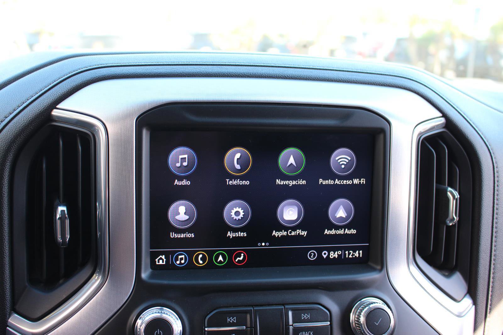 Used 2020 GMC Sierra 1500 SLT w/ SLT Premium Package image 21