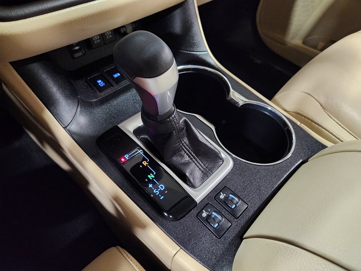Used 2019 Toyota Highlander XLE FWD image 40