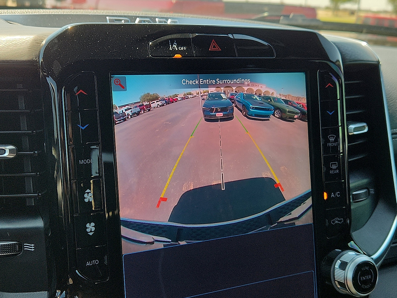 Used 2025 RAM 1500 Laramie image 12