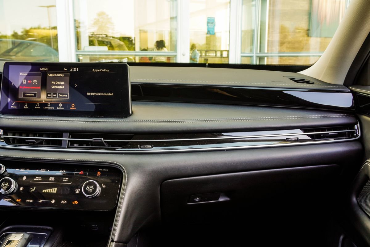 Certified 2023 INFINITI QX60 Pure image 18