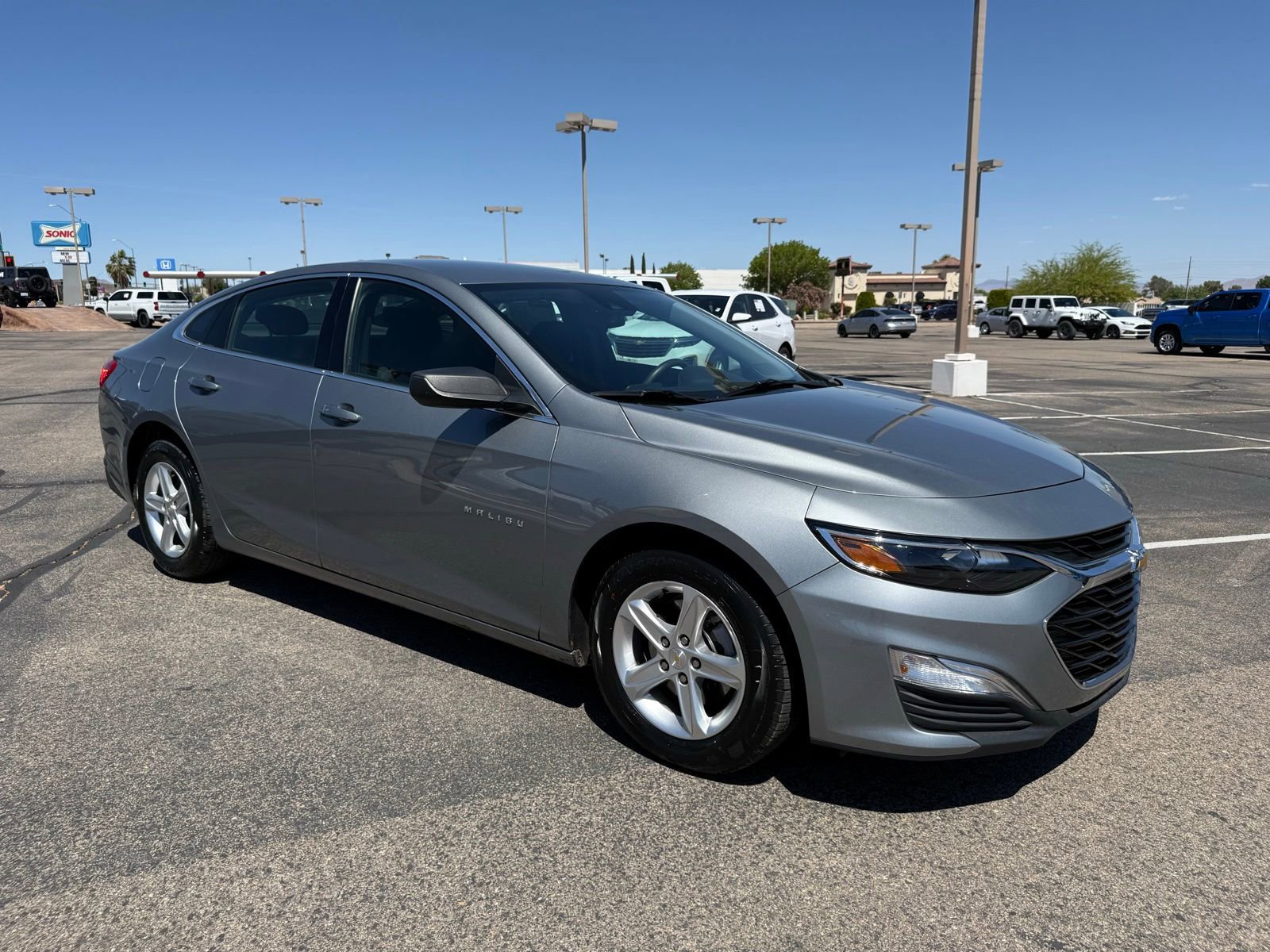 Used 2024 Chevrolet Malibu LS image 3